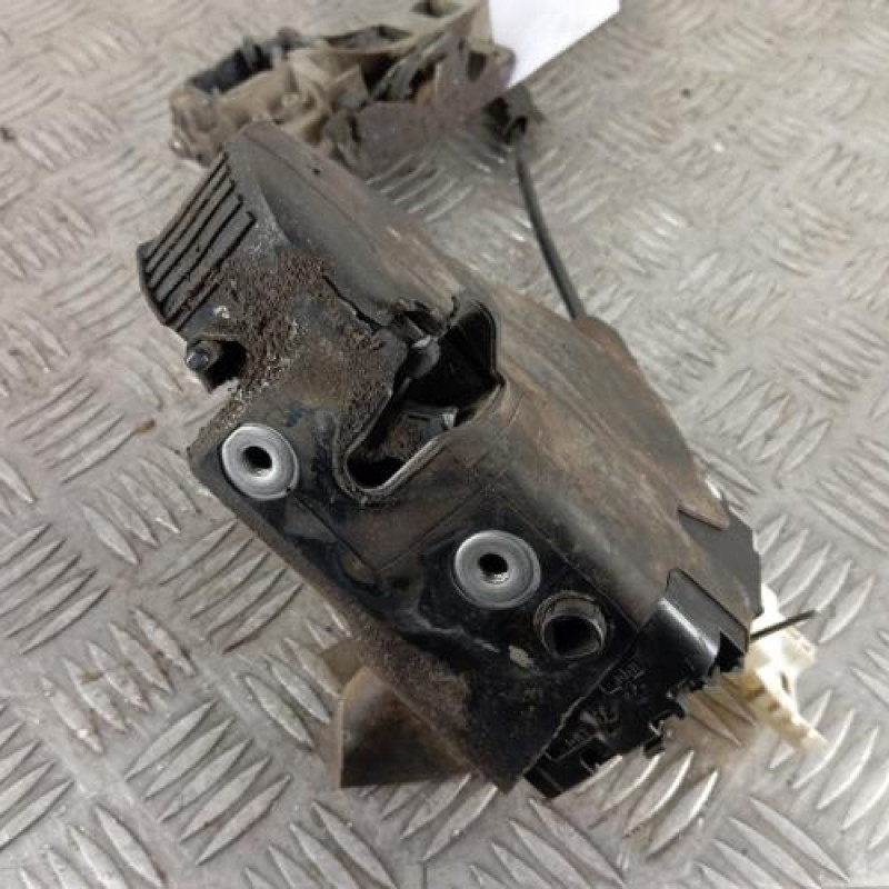 Serrure avant gauche CITROEN C4 1