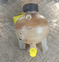 Vase d'expansion PEUGEOT 5008 2