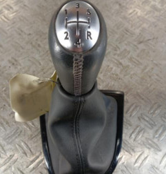 Pommeau de vitesses RENAULT CLIO 4 Photo n°1