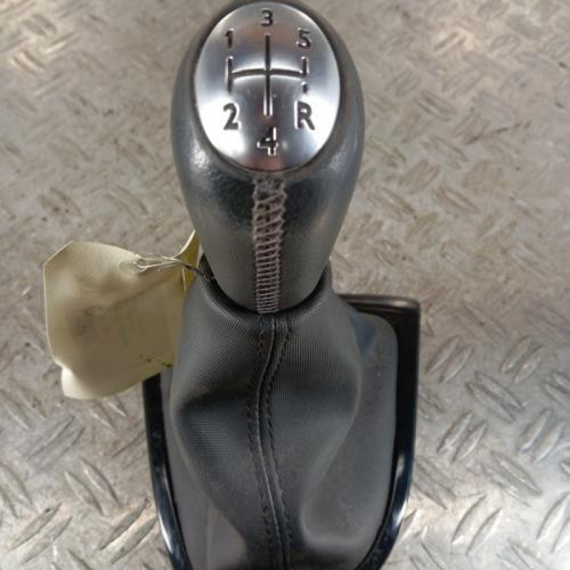 Pommeau de vitesses RENAULT CLIO 4