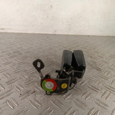 Attache ceinture arriere gauche VOLKSWAGEN GOLF 7