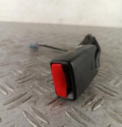 Attache ceinture arriere gauche RENAULT CAPTUR 1