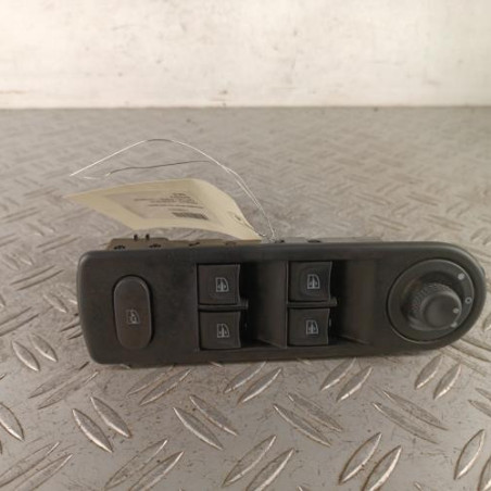 Interrupteur de leve vitre avant gauche RENAULT CAPTUR 1 Photo n°1