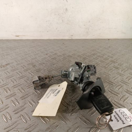 Neiman VOLKSWAGEN TOURAN 1 Photo n°1