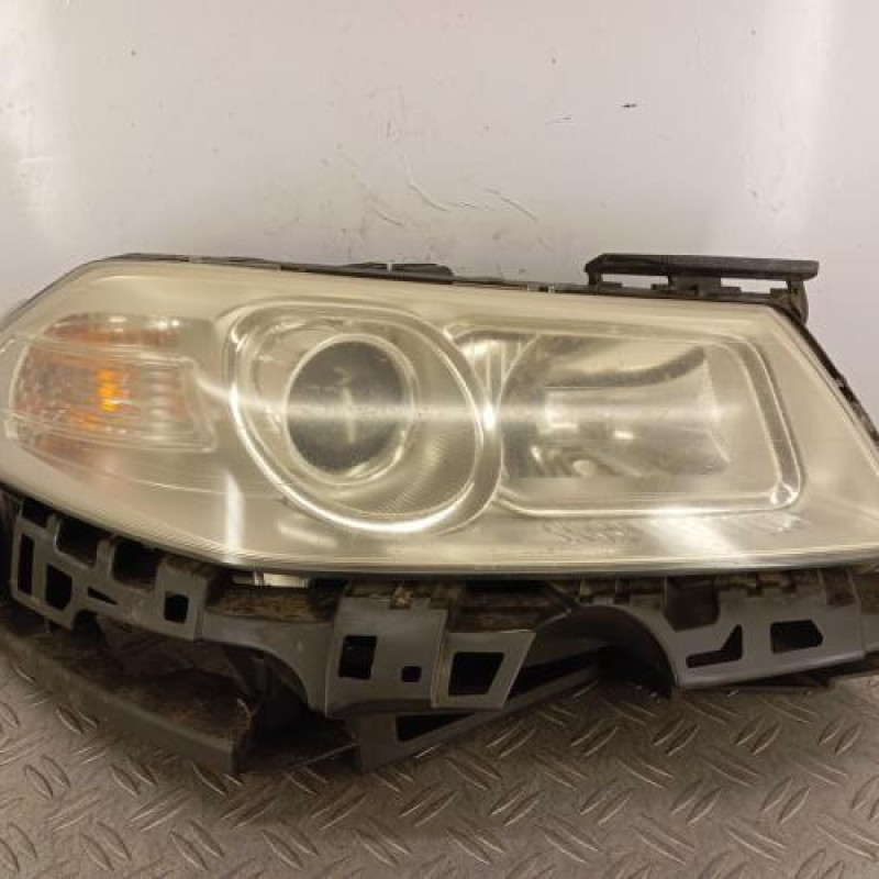 Optique avant principal droit (feux)(phare) RENAULT MEGANE 2