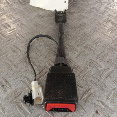 Attache ceinture avant droit PEUGEOT 5008 2 Photo n°1