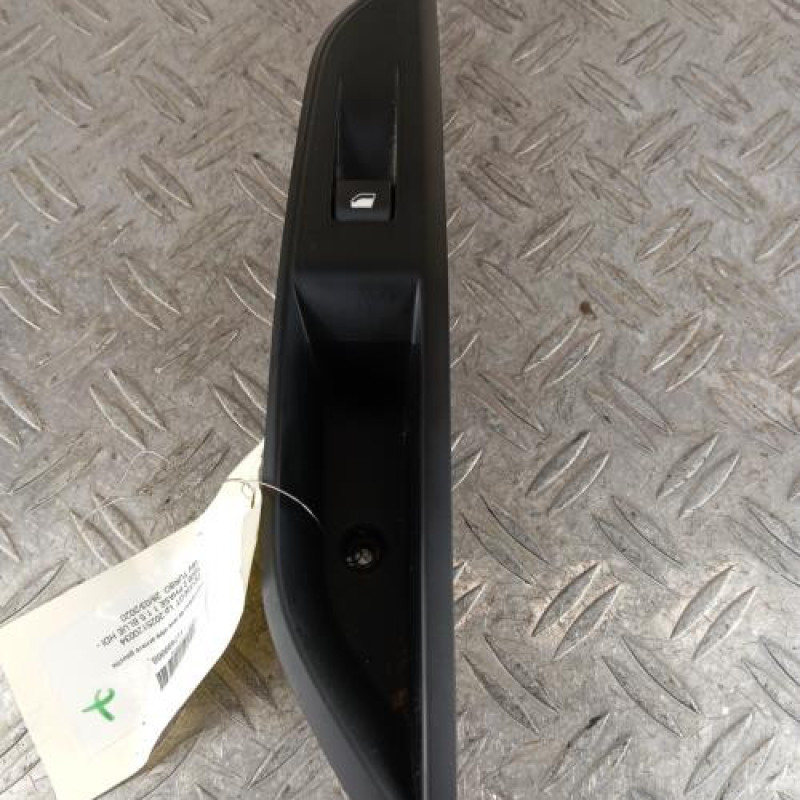 Interrupteur de leve vitre arriere gauche PEUGEOT 5008 2