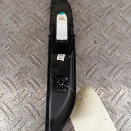 Interrupteur de leve vitre arriere gauche PEUGEOT 5008 2