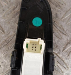 Interrupteur de leve vitre arriere gauche PEUGEOT 5008 2 Photo n°4