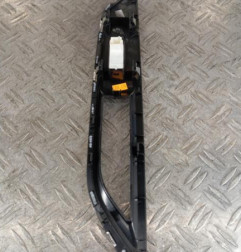 Interrupteur de leve vitre avant droit PEUGEOT 5008 2