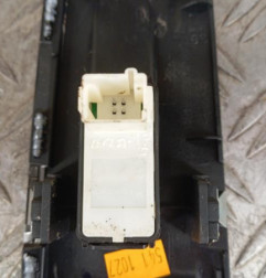 Interrupteur de leve vitre avant droit PEUGEOT 5008 2 Photo n°3