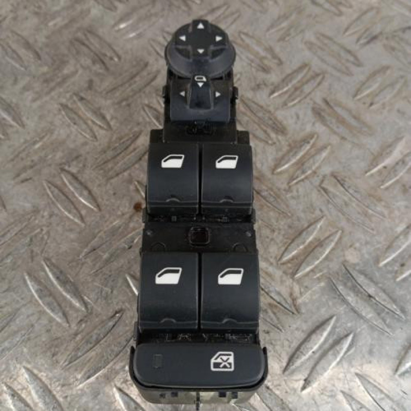 Interrupteur de leve vitre avant gauche PEUGEOT 5008 2