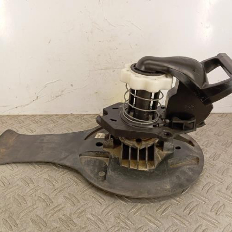 Treuil de roue de secours RENAULT CLIO 3