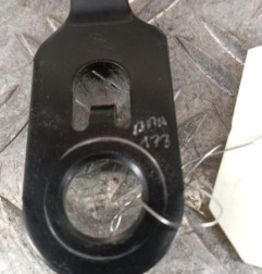 Attache ceinture avant droit PEUGEOT 207 Photo n°3