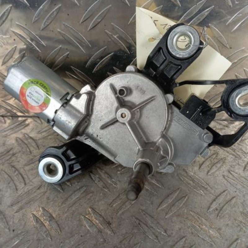 Moteur essuie glace arriere VOLKSWAGEN TOURAN 2