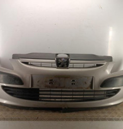 Pare choc avant PEUGEOT 307 Photo n°1