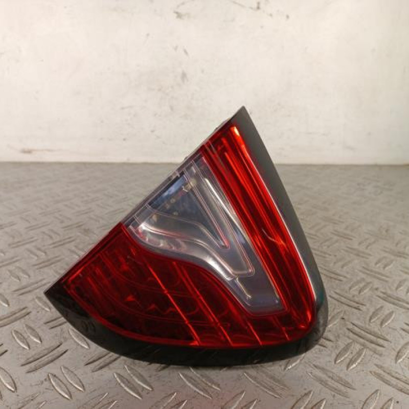 Feu arriere secondaire gauche (feux) RENAULT CAPTUR 1