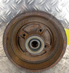 Tambour arriere gauche RENAULT CLIO 3