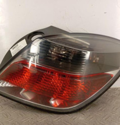 Feu arriere principal droit (feux) OPEL ASTRA H Photo n°1