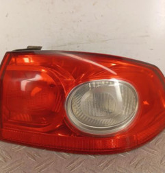 Feu arriere principal droit (feux) RENAULT LAGUNA 2 Photo n°1