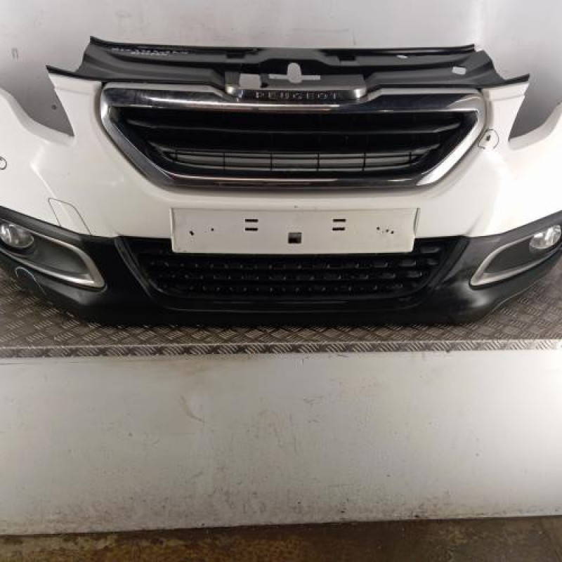 Pare choc avant PEUGEOT 2008 1
