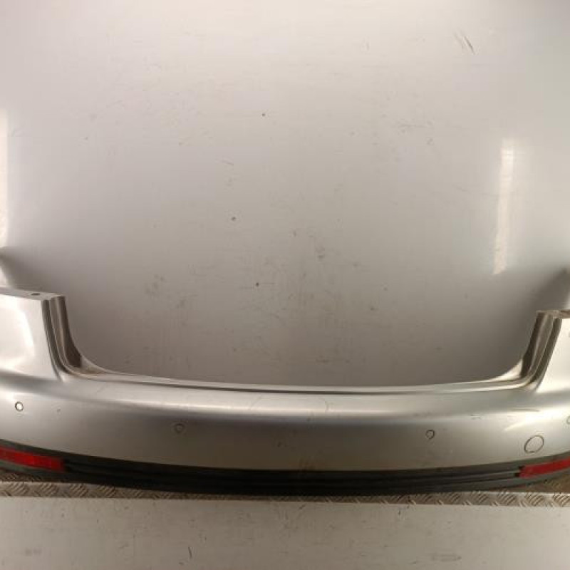 Pare choc arriere VOLKSWAGEN TOURAN 1