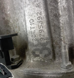 Boite de vitesses PEUGEOT 308 2 Photo n°1