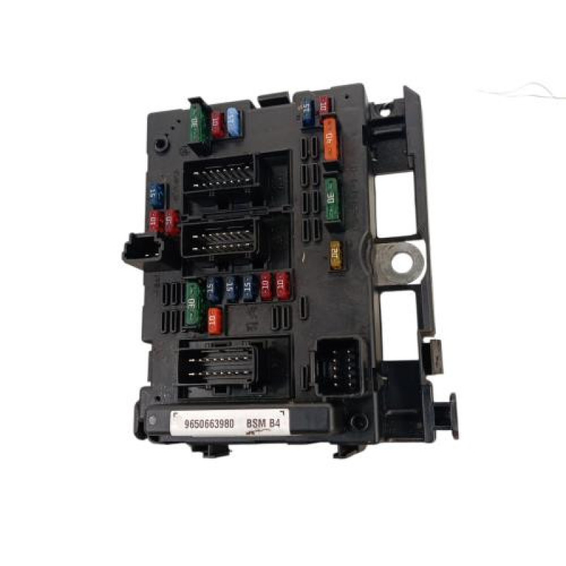 Boitier servitude moteur (BSM) PEUGEOT 206