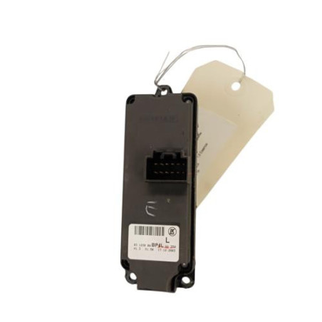 Interrupteur de leve vitre avant gauche MAZDA 3 1