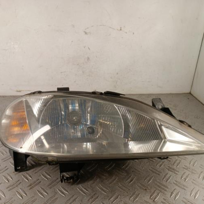 Optique avant principal droit (feux)(phare) RENAULT MEGANE 1