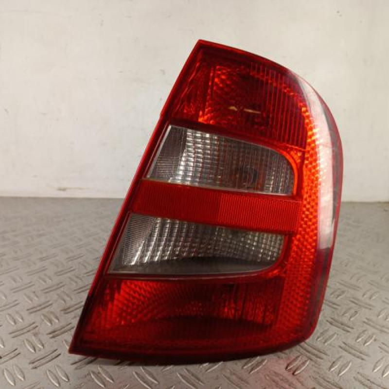 Feu arriere principal droit (feux) SKODA FABIA 1