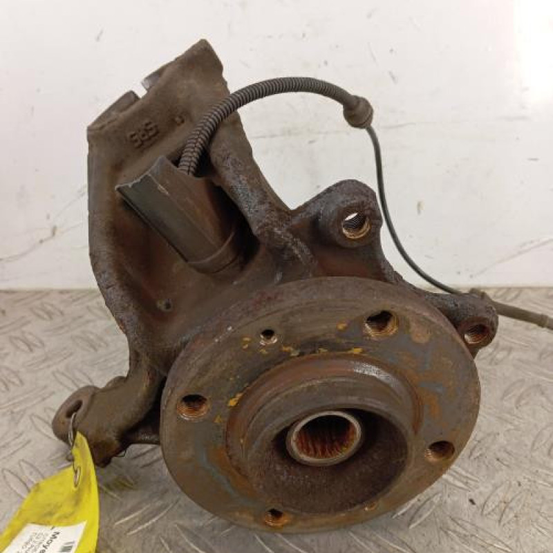 Moyeu avant droit CITROEN C3 2