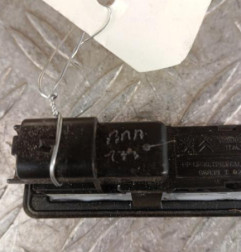 Bouton de coffre PEUGEOT 5008 2 Photo n°3