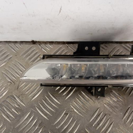 Feu diurne avant gauche RENAULT SCENIC 3 Photo n°1