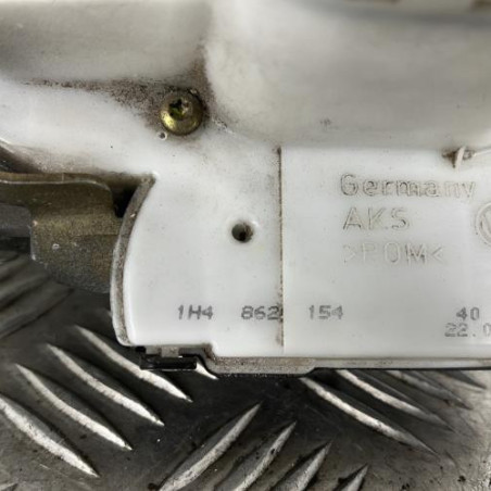 Serrure arriere droit VOLKSWAGEN GOLF 3
