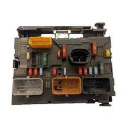 Boitier servitude moteur (BSM) PEUGEOT 307 Photo n°1