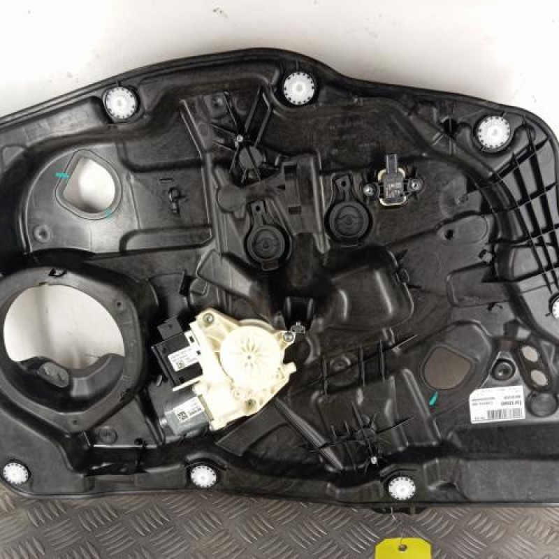 Leve vitre electrique avant gauche FIAT 500X