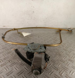 Leve vitre electrique avant droit RENAULT R19