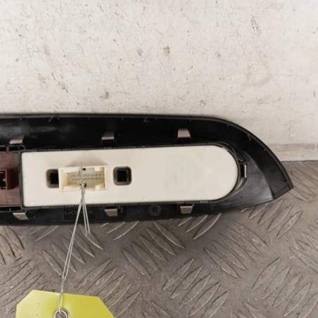 Interrupteur de leve vitre avant gauche FIAT 500X