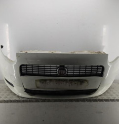 Pare choc avant FIAT GRANDE PUNTO Photo n°1