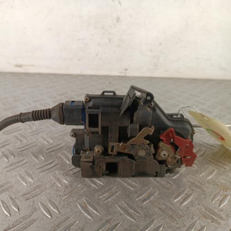 Serrure avant droit AUDI A3 2