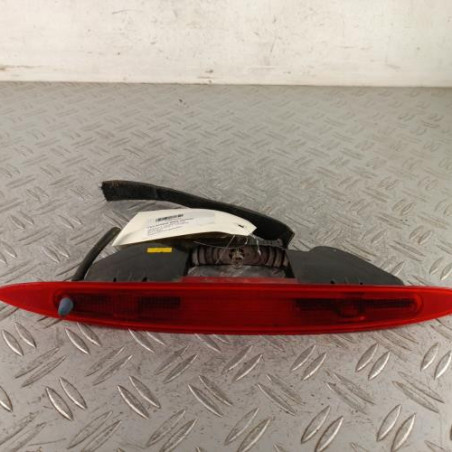 Feu arriere stop central RENAULT MODUS Photo n°1