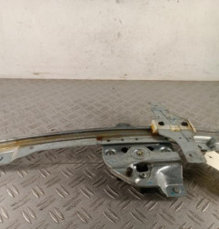 Leve vitre electrique avant gauche PEUGEOT 208 1 Photo n°1