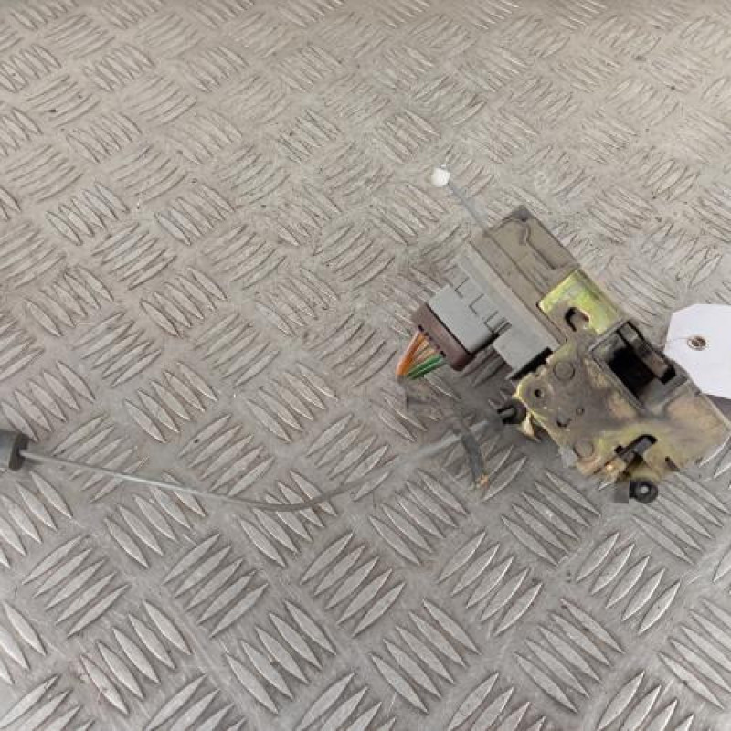 Serrure avant droit PEUGEOT 206