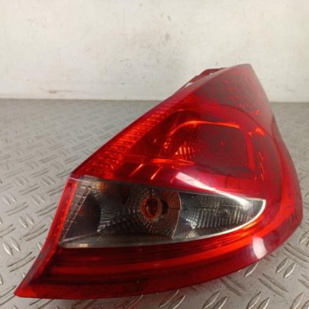 Feu arriere principal droit (feux) FORD FIESTA 6 Photo n°1