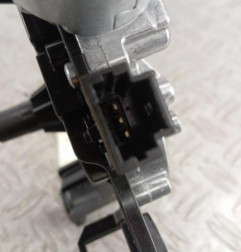 Moteur essuie glace arriere PEUGEOT 5008 2 Photo n°3