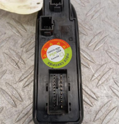 Interrupteur de leve vitre avant gauche PEUGEOT 308 1