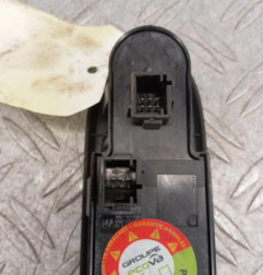 Interrupteur de leve vitre avant gauche PEUGEOT 308 1 Photo n°3