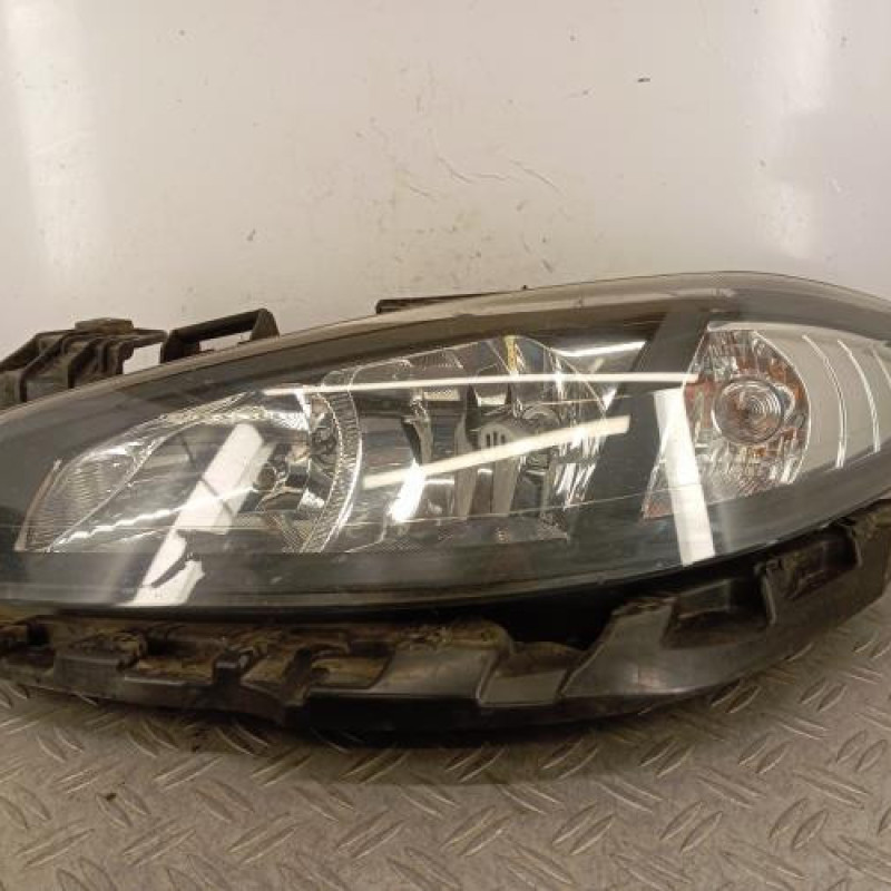 Optique avant principal gauche (feux)(phare) RENAULT LAGUNA 2