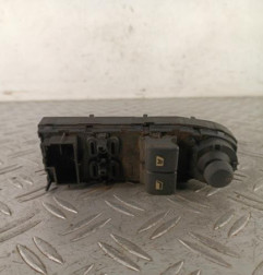 Interrupteur de leve vitre avant gauche PEUGEOT 406 Photo n°1